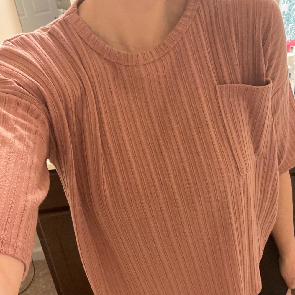 Pink pocket tee
